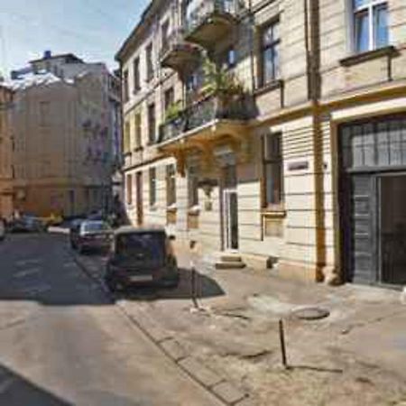 Квартира На Вулиці Наливайка 7 В Центрі Біля Оперного Театру Після Ремонту Lviv Bagian luar foto